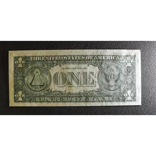 $1 1974 Green seal. Small Size $1 Federal Reserve Notes 1908-D (4)