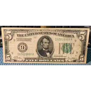$5 1928 Green seal Small Size $5 Federal Reserve Notes 1950-I (3)