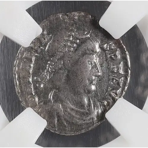 Ancient Roman Coin (2)